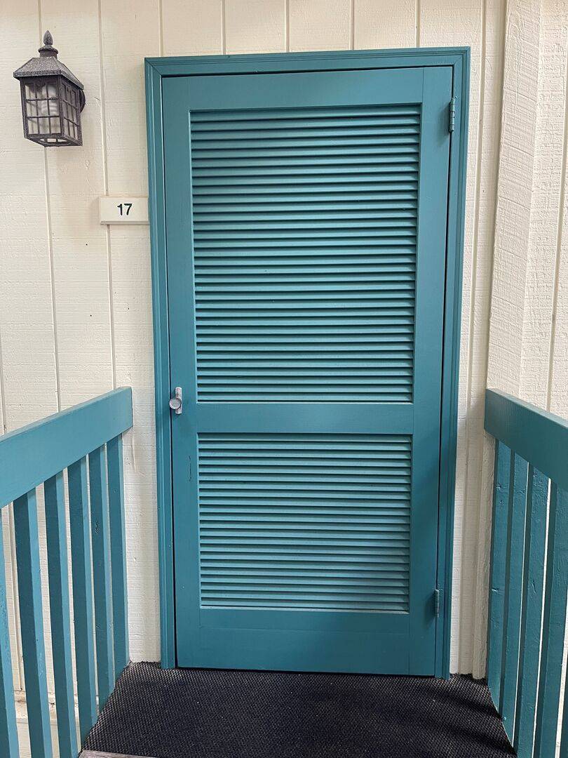 Second floor ~ No elevator Second floor ~ No elevator