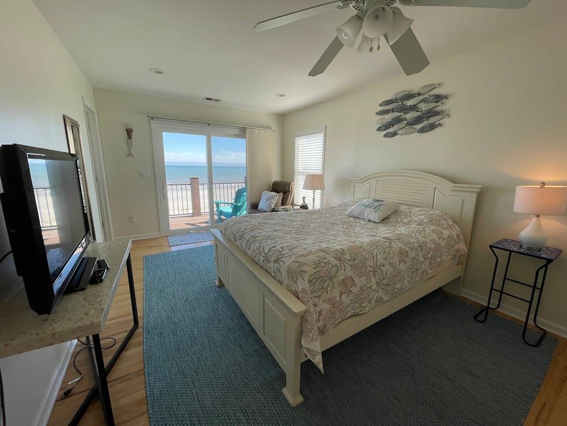 Bedroom 4 up Bedroom 4 up