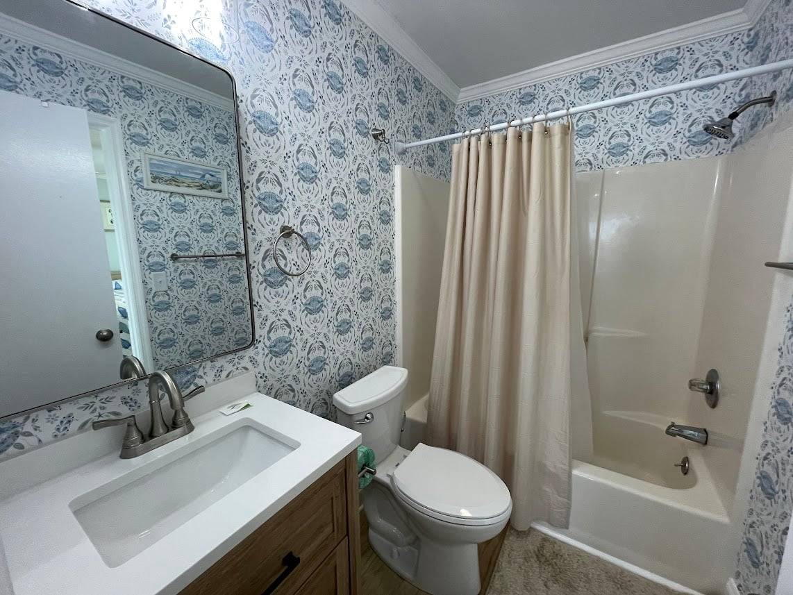 Hall bath up with bedroom 4 access Hall bath up with bedroom 4 access