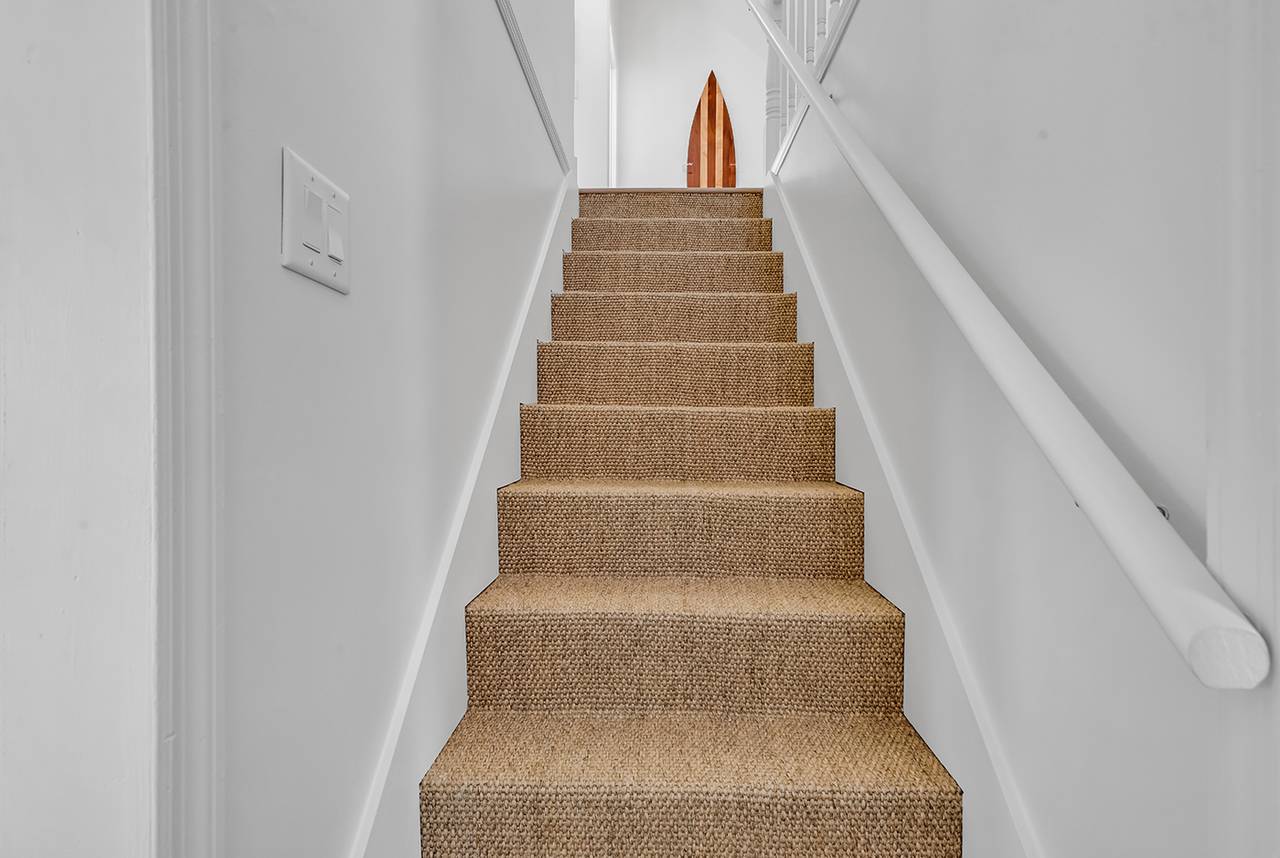 Stairs up to Bedroom 4 & 5 Stairs up to Bedroom 4 & 5