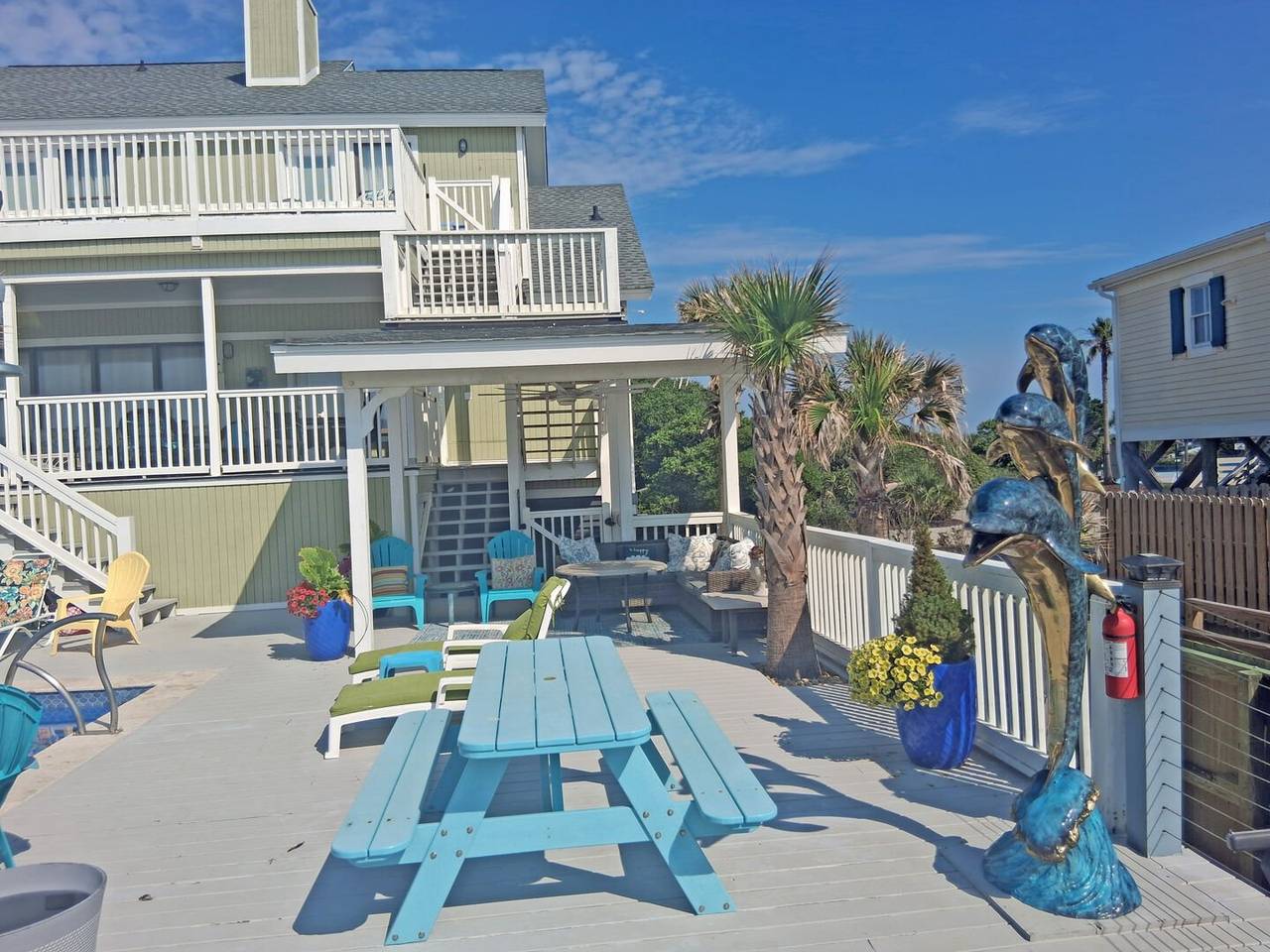 Enjoy Outdoor Dining Enjoy Outdoor Dining