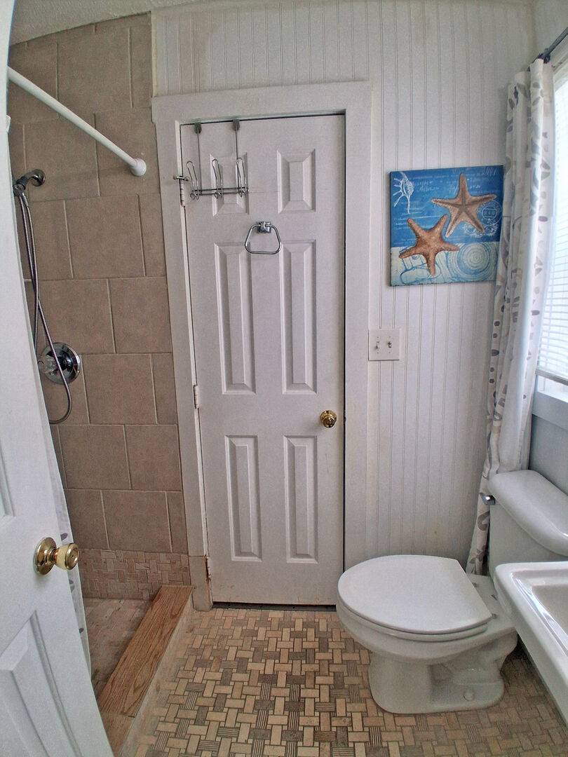 Walk In Shower In Jack And Jill Bathroom Walk In Shower In Jack And Jill Bathroom