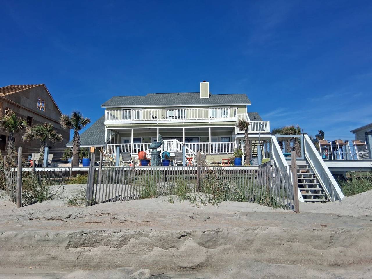 Beach Side Exterior Beach Side Exterior