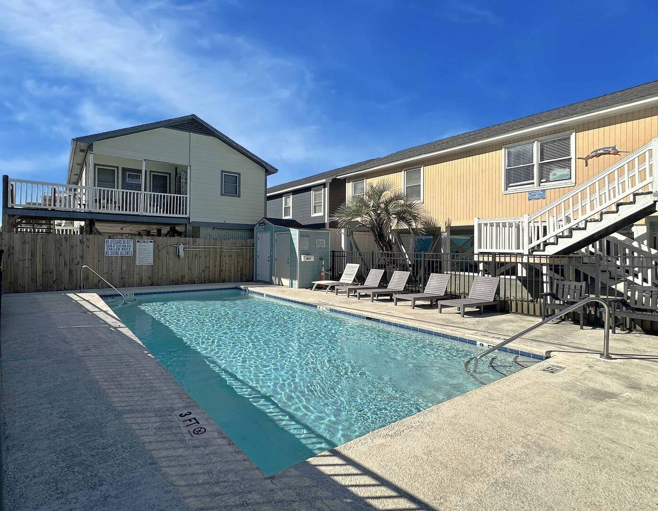 Jump in & cool off! Jump in & cool off!