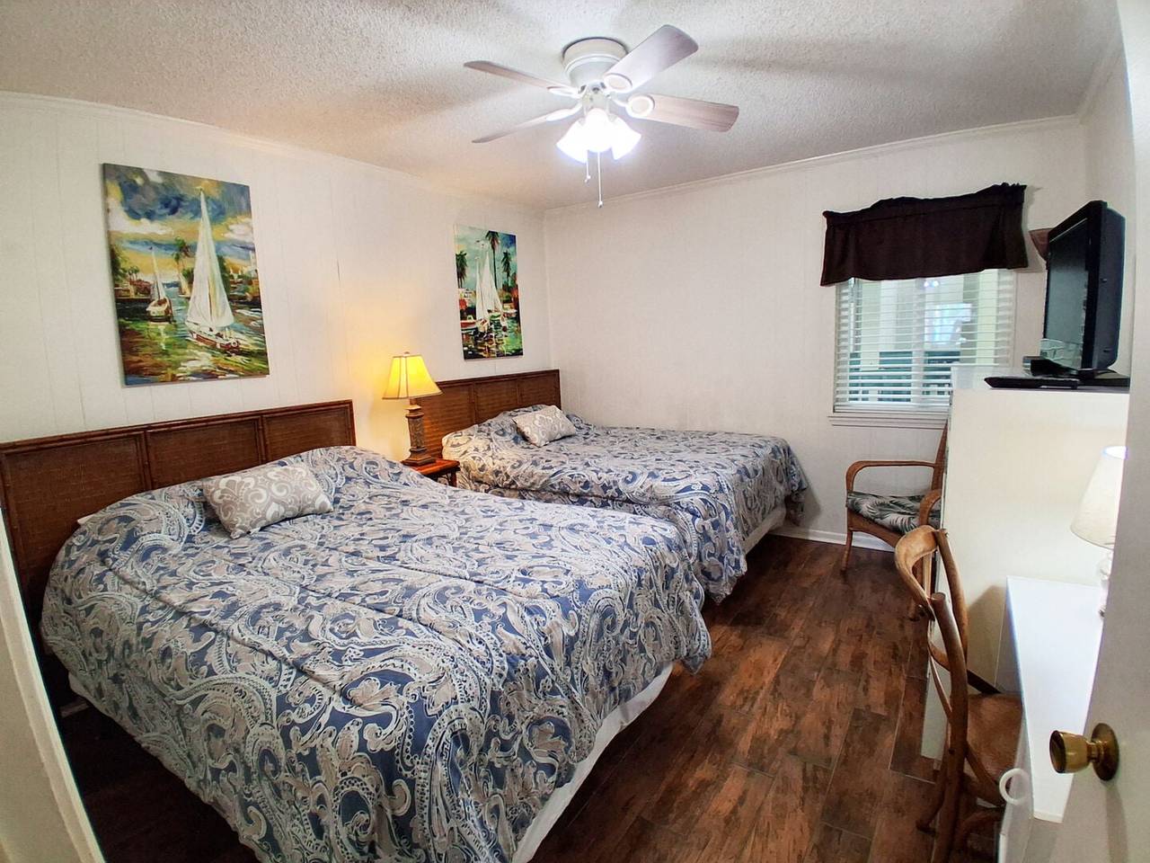 Bedroom 2 - 2 Double Beds Bedroom 2 - 2 Double Beds