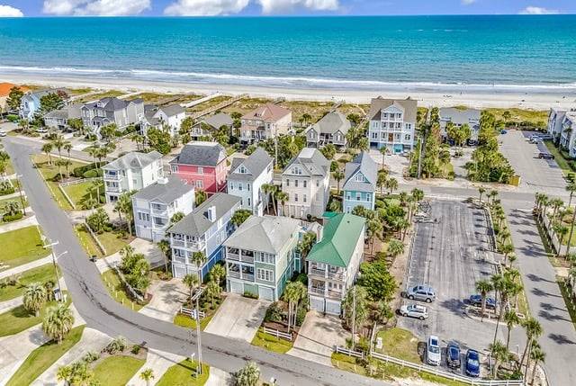 Second Row Complex - Short Distance to the Beach Second Row Complex - Short Distance to the Beach