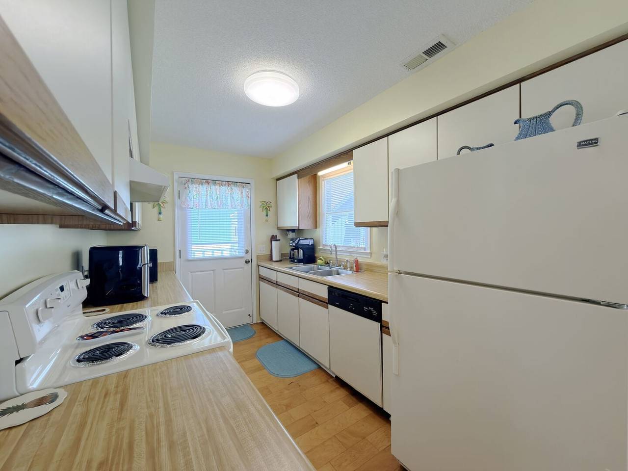 Generous Galley Kitchen Generous Galley Kitchen
