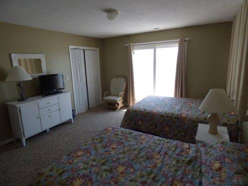 Bedroom 5 up - 2 Queens Bedroom 5 up - 2 Queens