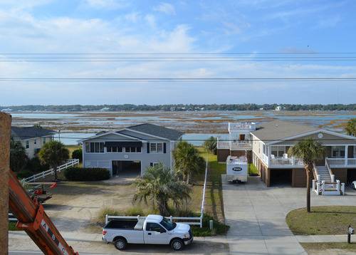 Water Music has water views from all areas of the home! Water Music has water views from all areas of the home!