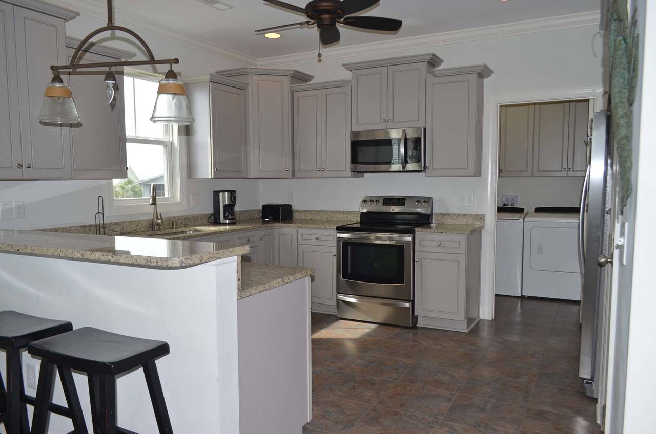 Spacious Kitchen Spacious Kitchen
