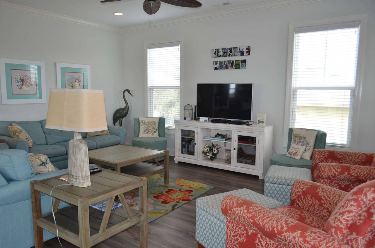 Gather & relax after fun-filled day! Gather & relax after fun-filled day!