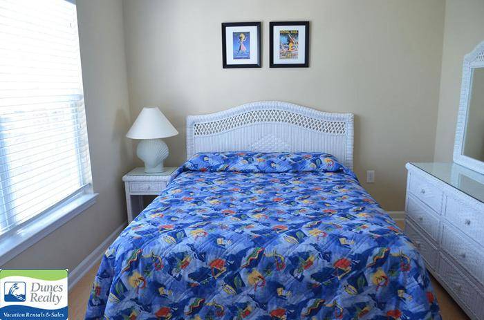 Bedroom 2 Downstairs - 1 Queen Bed Bedroom 2 Downstairs - 1 Queen Bed