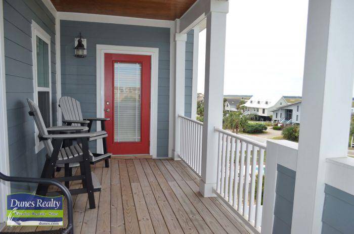 Upstairs Deck Upstairs Deck