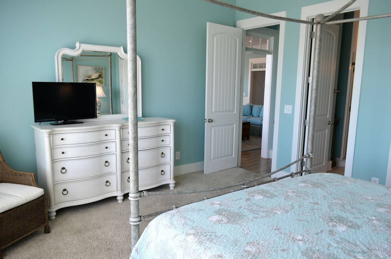 Each bedroom features a flat screen TV. Each bedroom features a flat screen TV.