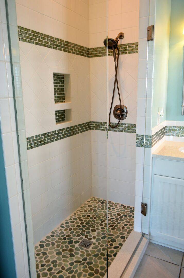 Large Walk-In Shower, Large Walk-In Shower,