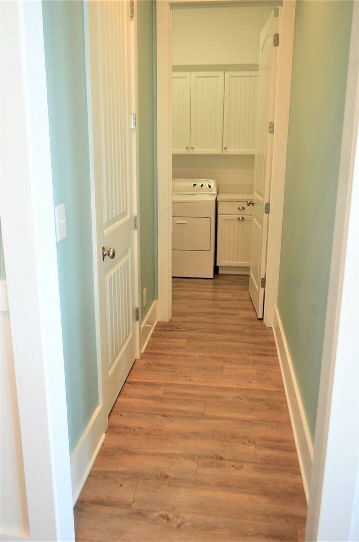 Half Bathroom on Left Side Half Bathroom on Left Side