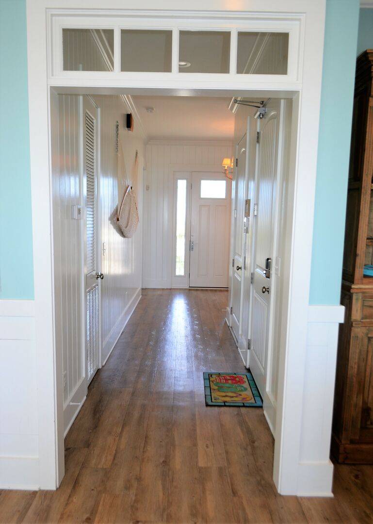 Entry to Water Music and Hallway to 2 Street Side Bedrooms Entry to Water Music and Hallway to 2 Street Side Bedrooms