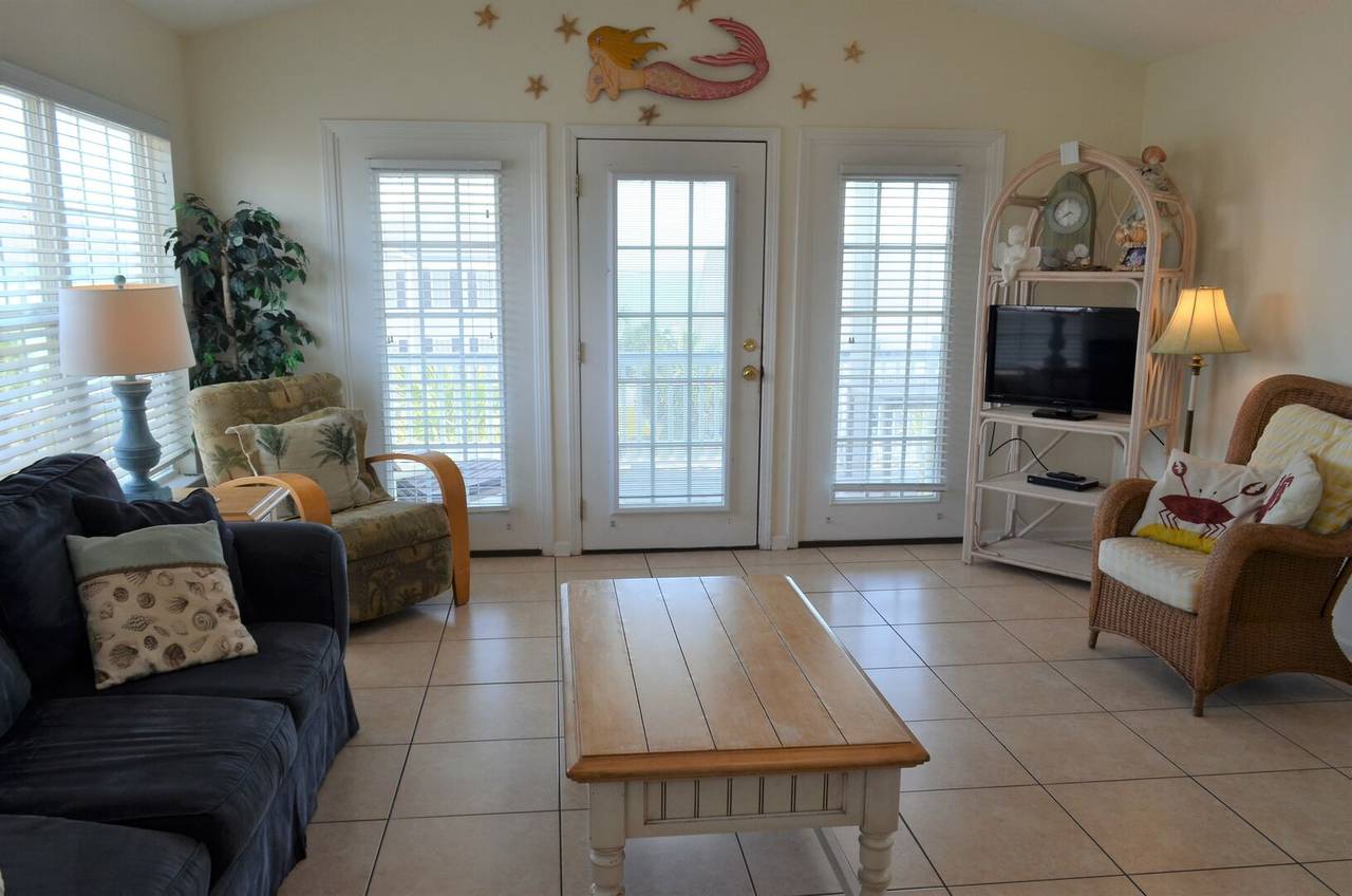 Porch access... Porch access...