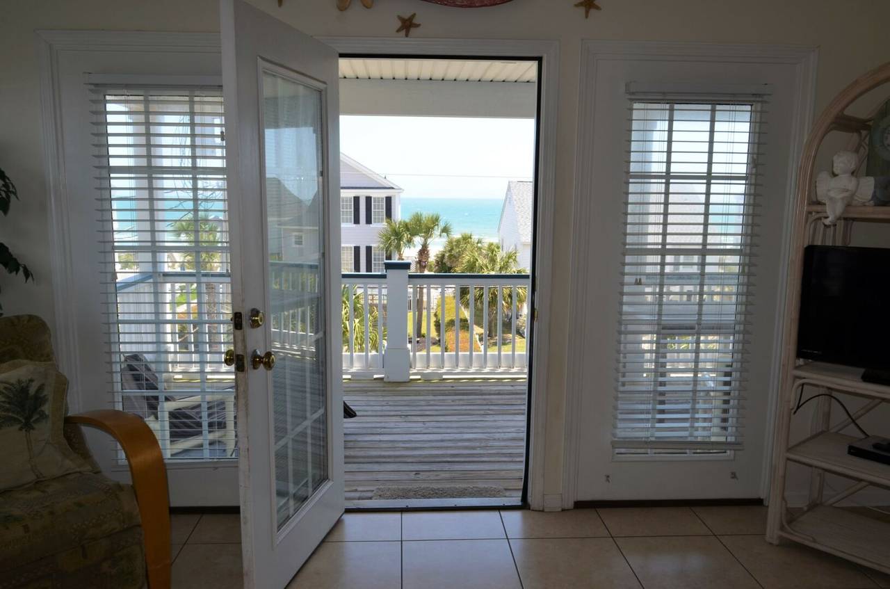 with ocean views! with ocean views!