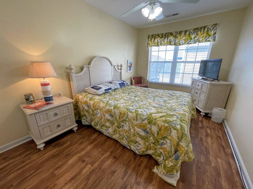 Bedroom 3 ~ Queen Bedroom 3 ~ Queen