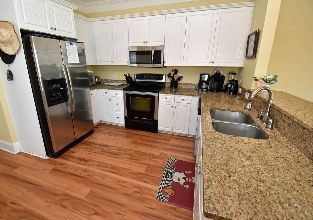 Lots of Prep Space Lots of Prep Space