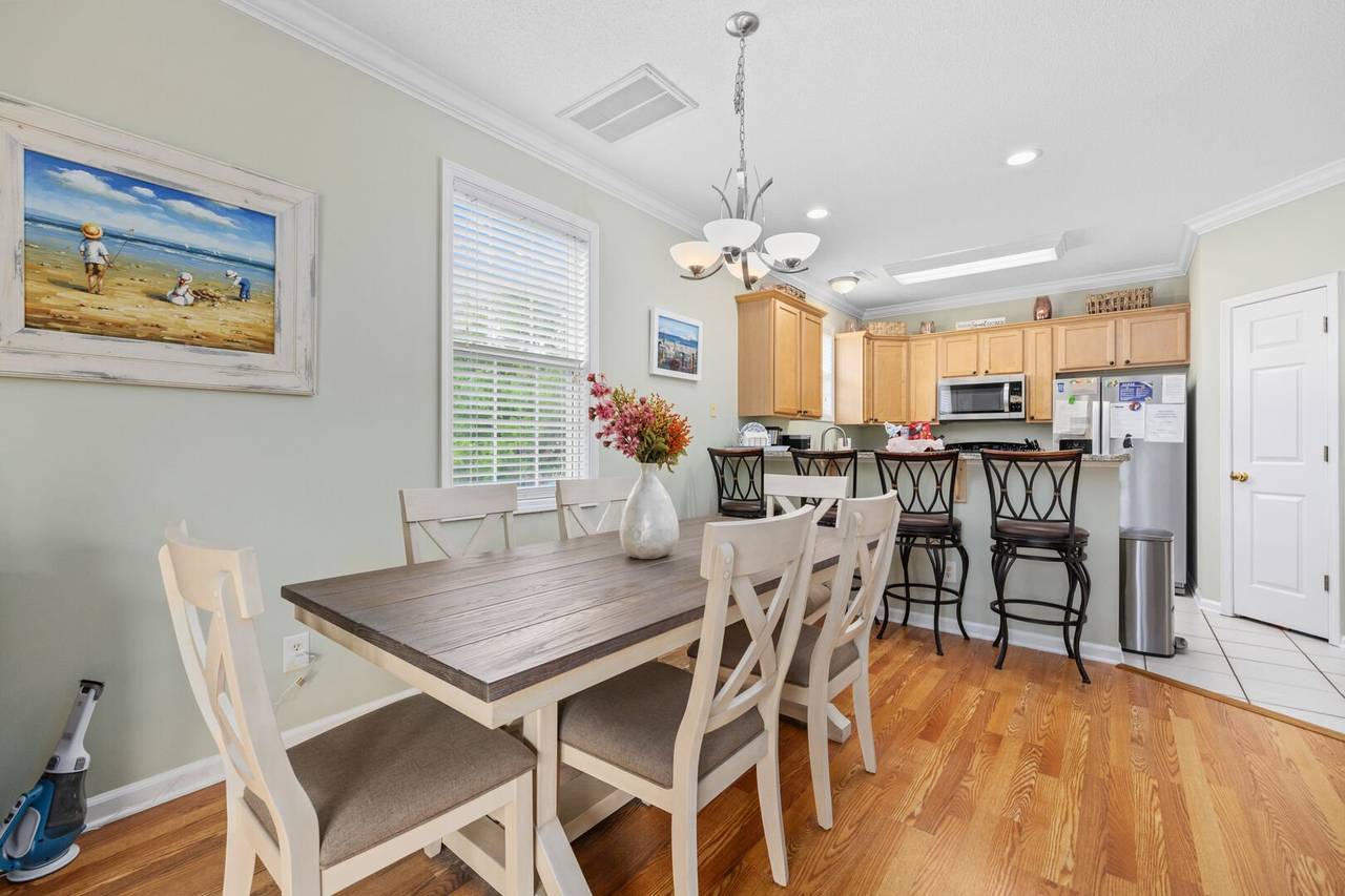 Table for 6 Table for 6