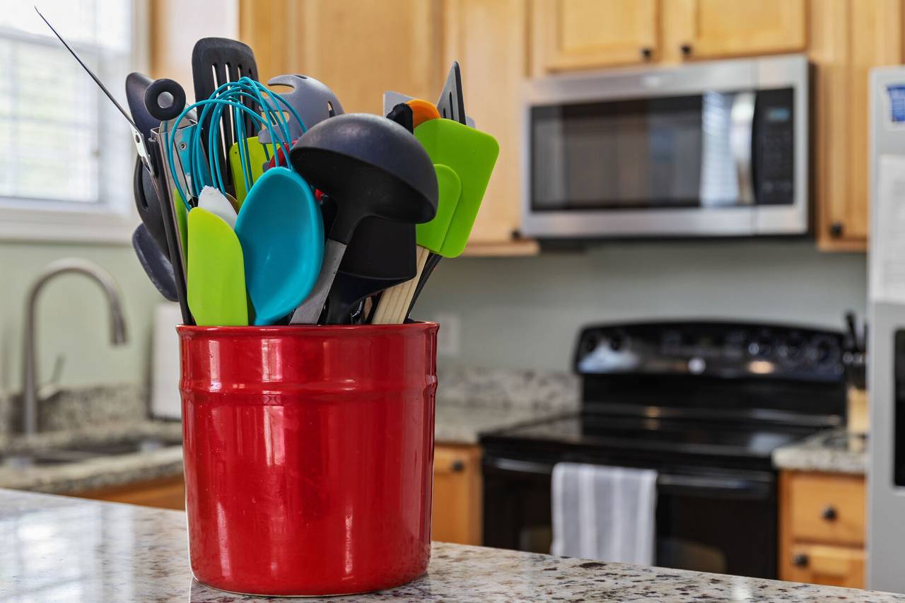 prepare a meal. prepare a meal.