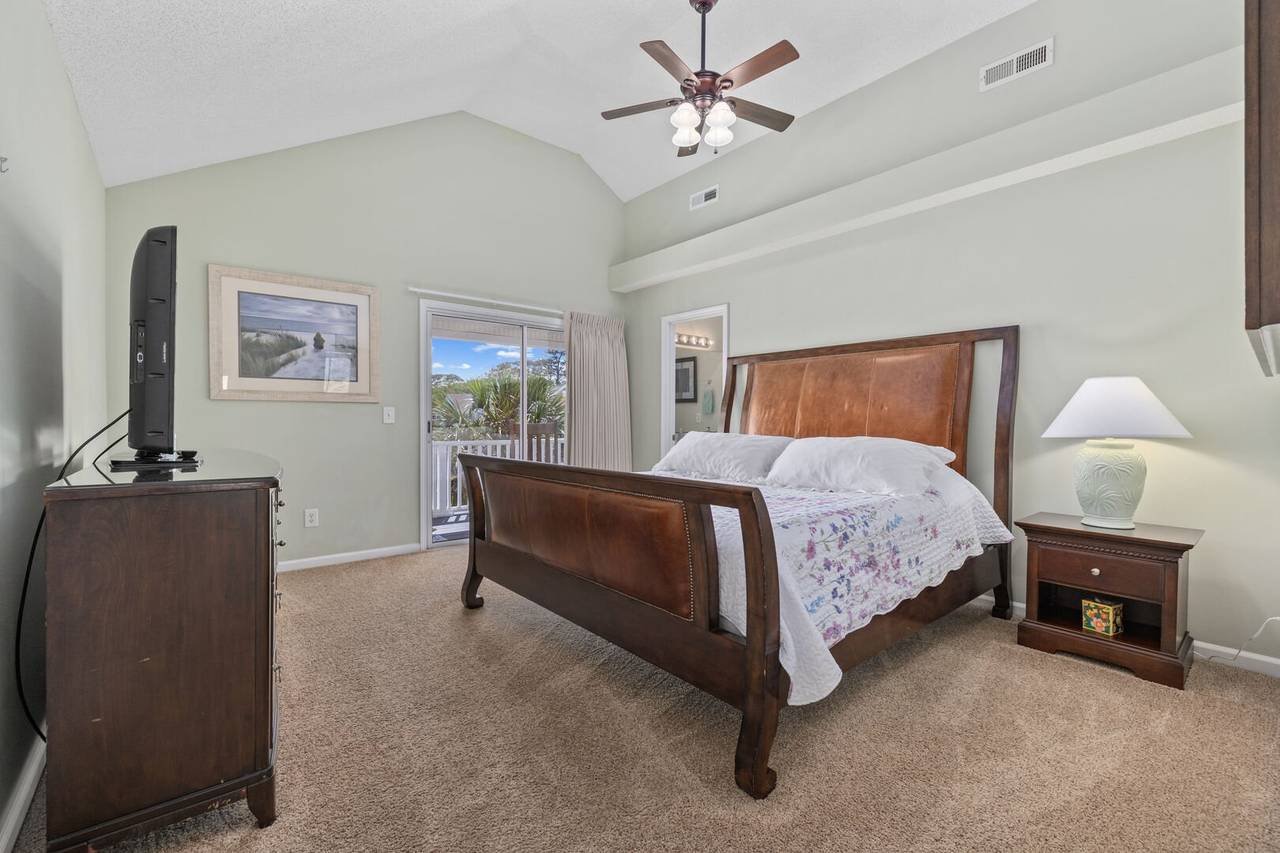 Bedroom 2 Up - King Bedroom 2 Up - King