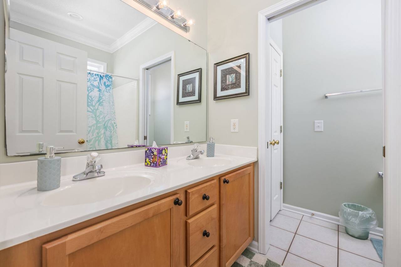 Walk-In Shower Walk-In Shower