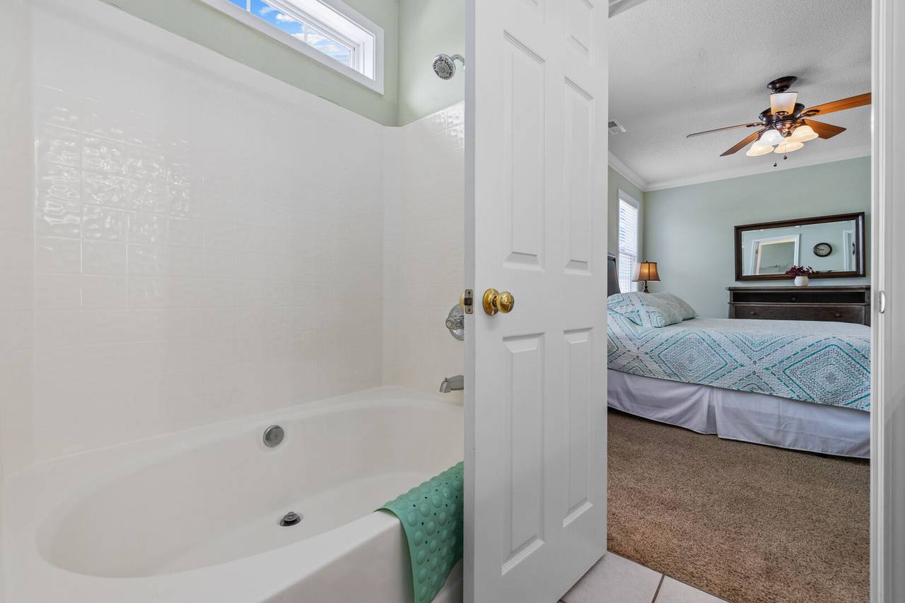 Soaking Tub Soaking Tub