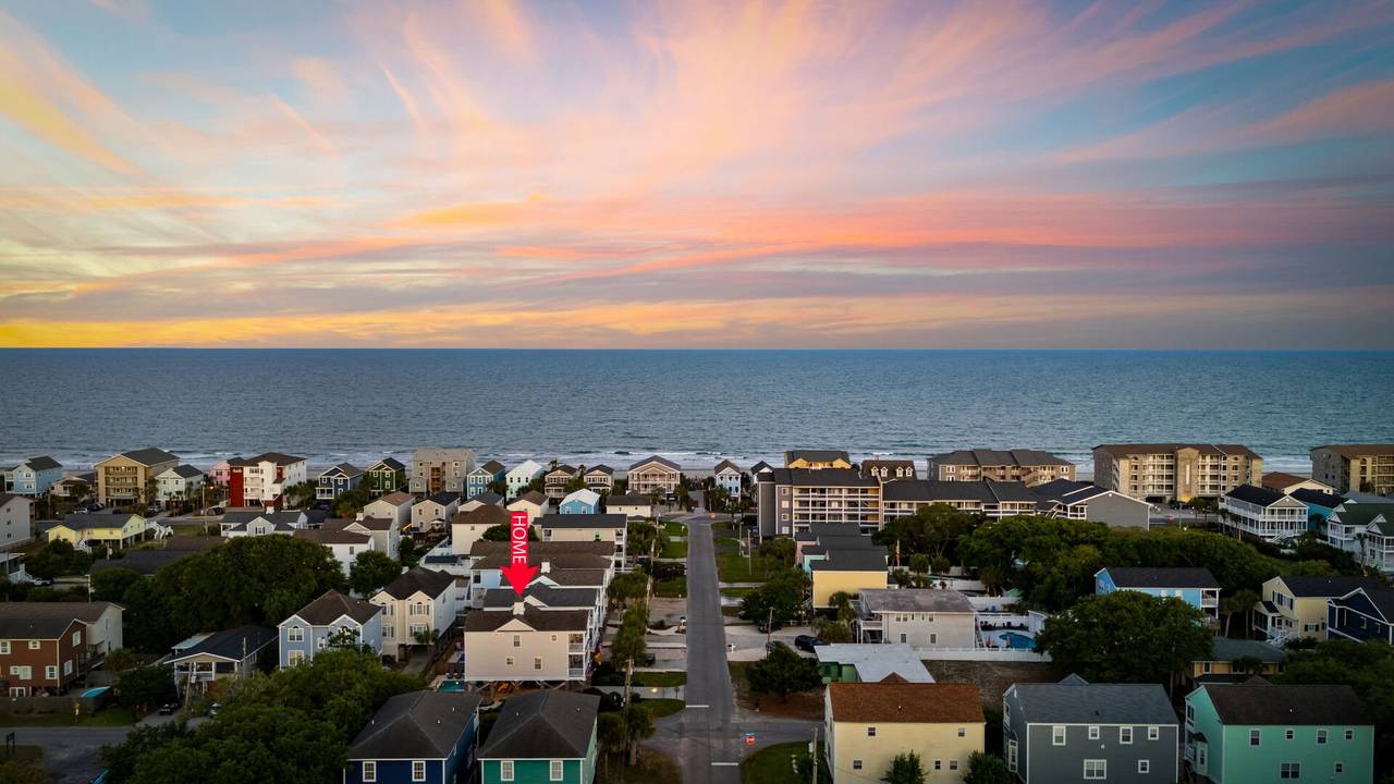 Easy beach access. Easy beach access.