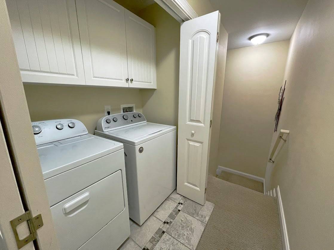 Washer/Dryer Upstairs Washer/Dryer Upstairs
