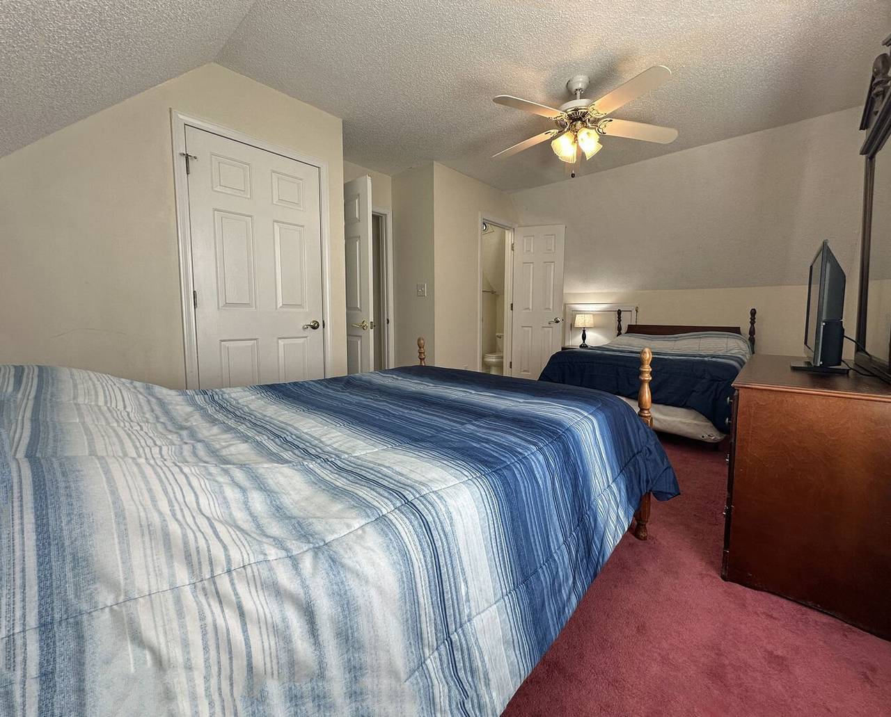 Bedroom 3 has a private bathroom. Bedroom 3 has a private bathroom.