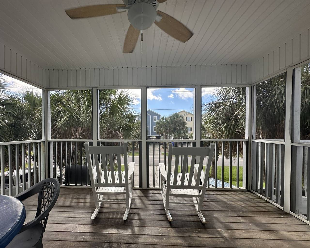 Feel the ocean breeze - located directly across from the beach! Feel the ocean breeze - located directly across from the beach!