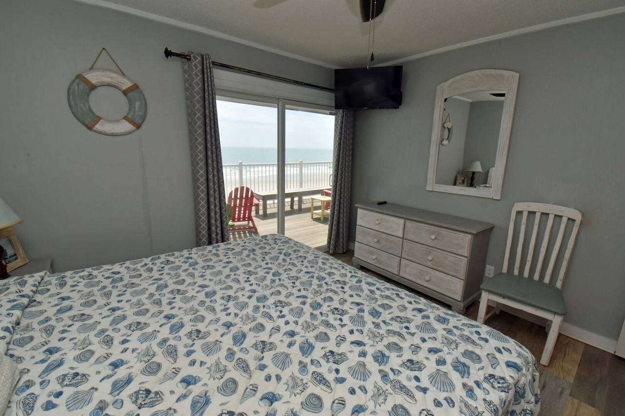 Bedroom 3 Up Oceanfront Bedroom 3 Up Oceanfront