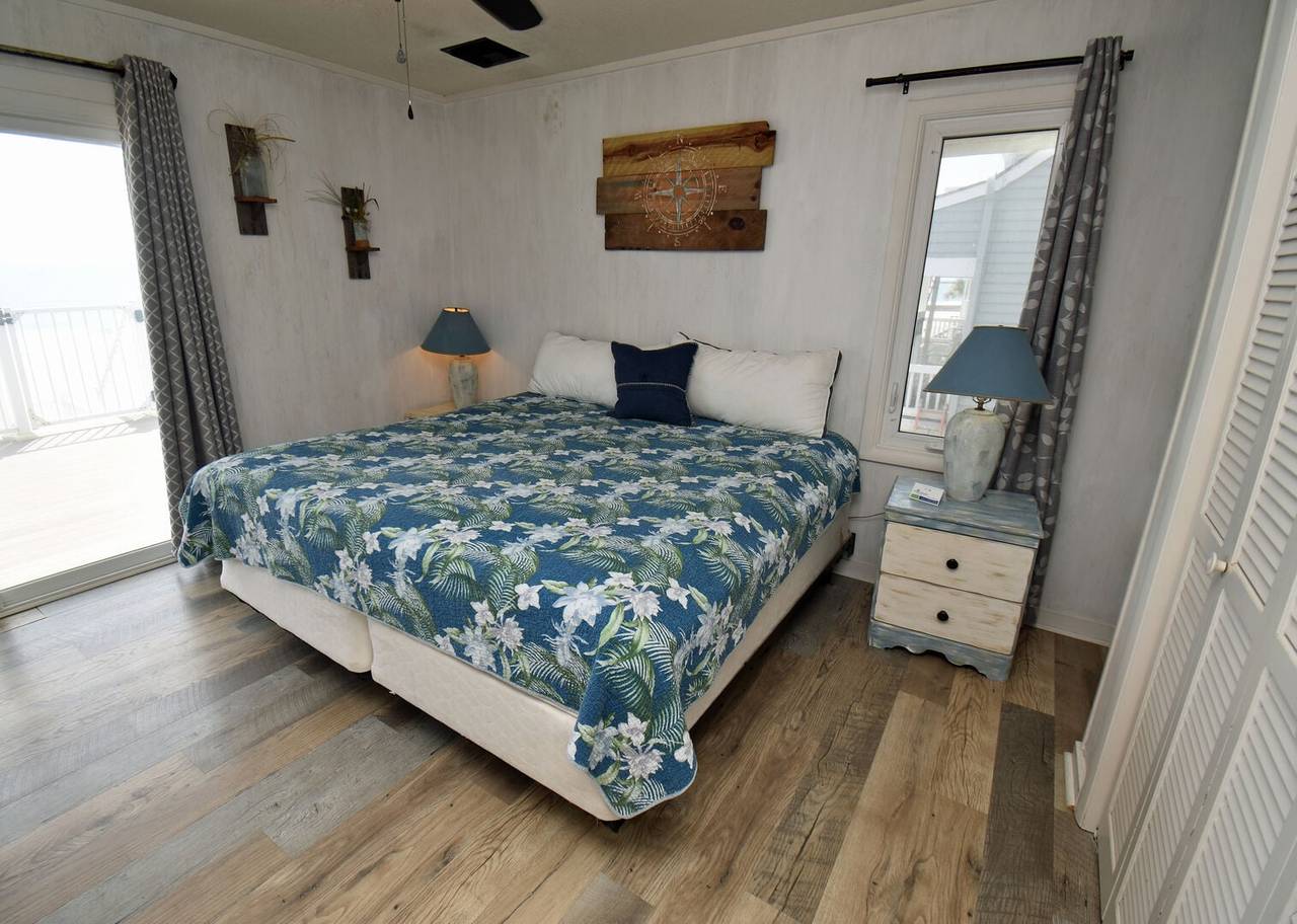 Bedroom 4 Up Oceanfront Bedroom 4 Up Oceanfront
