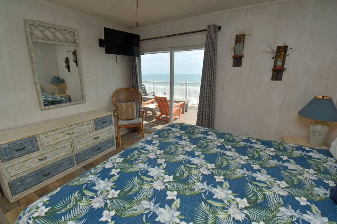 Bedroom 4 Up Oceanfront Bedroom 4 Up Oceanfront