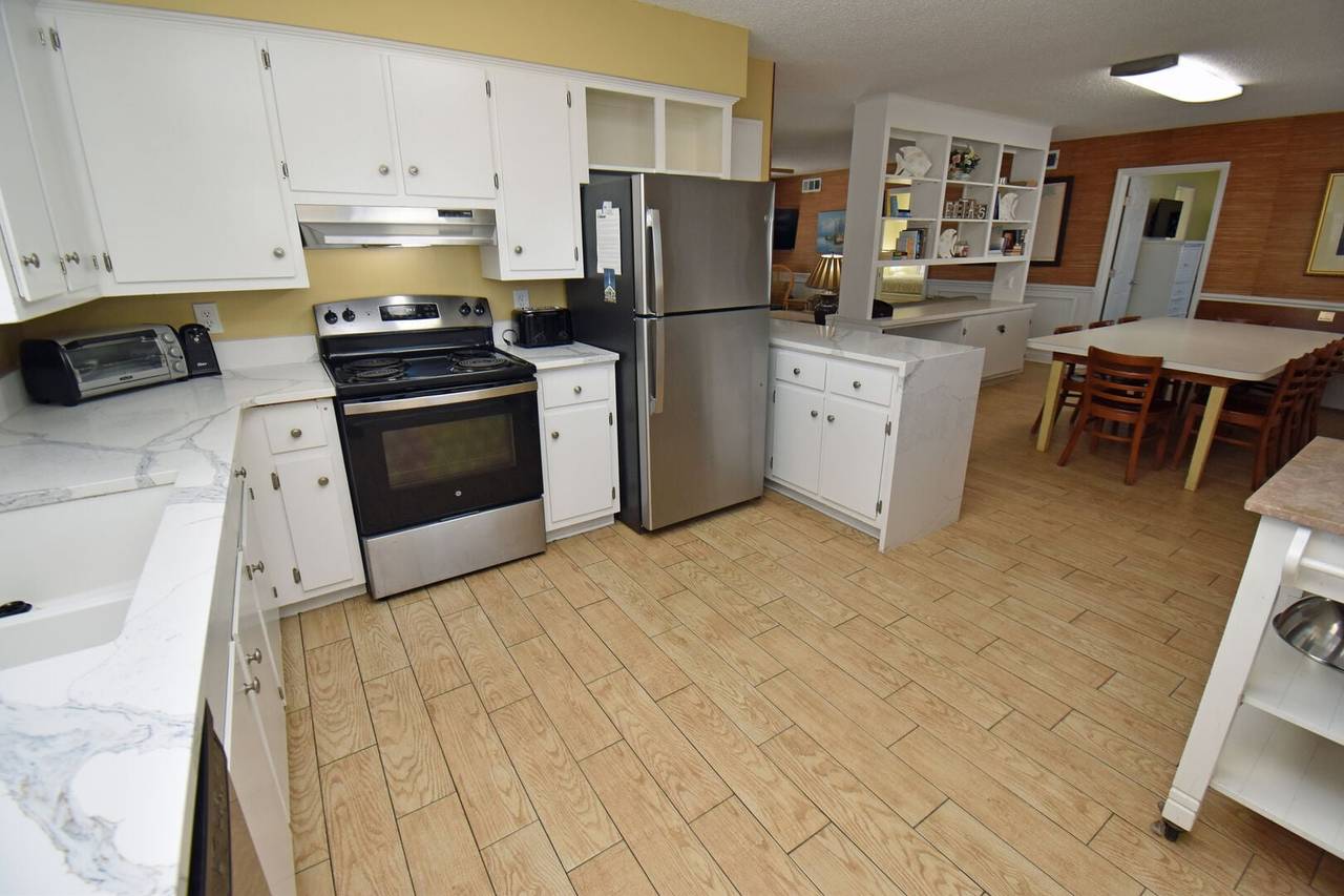 Fully Equipped Kitchen Fully Equipped Kitchen