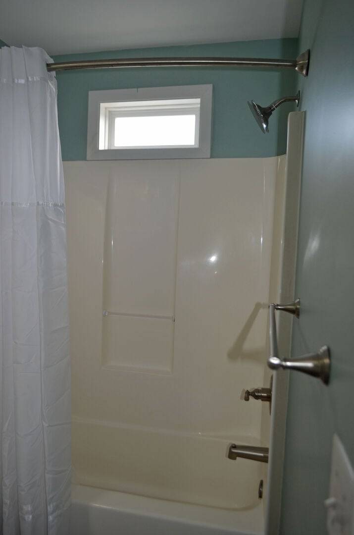 Private bath with Bedroom 3 Private bath with Bedroom 3