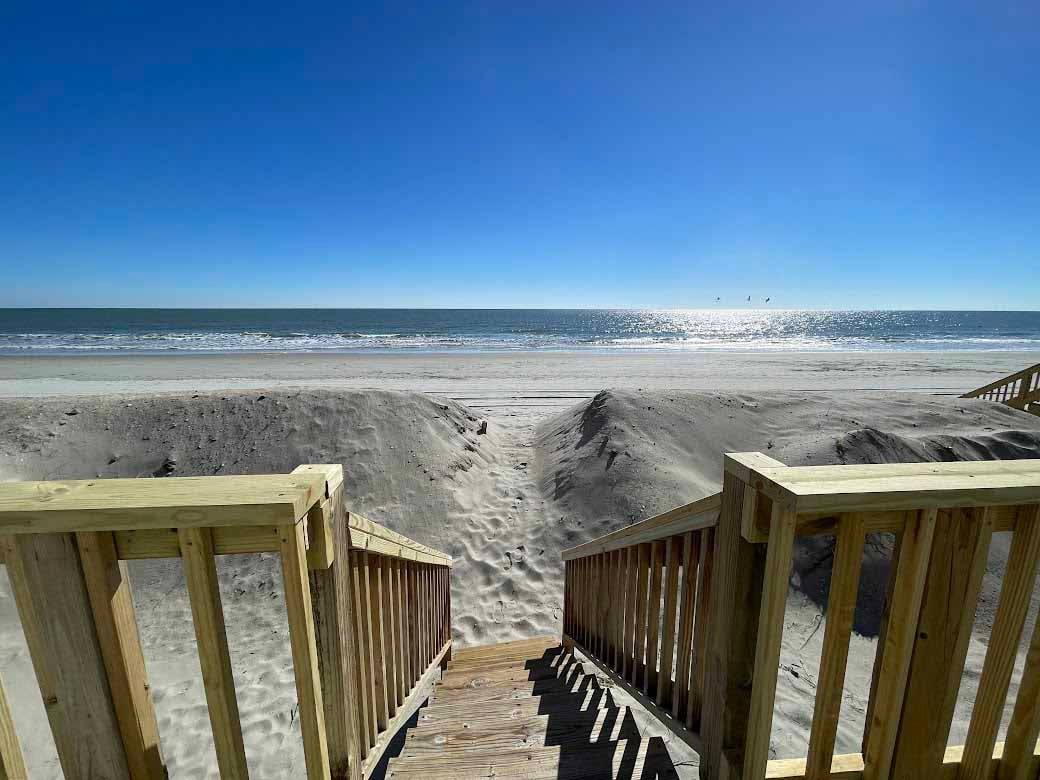 Beach days are the best days! Beach days are the best days!