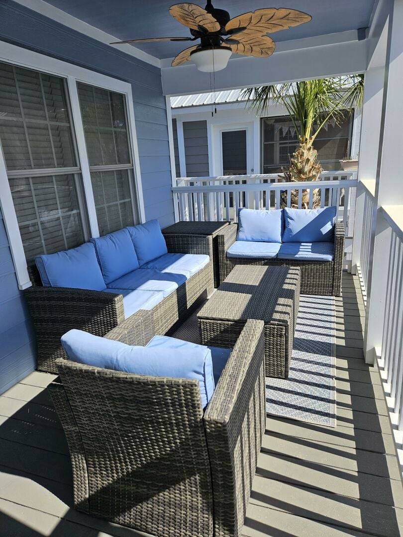 Lounge Outside and Enjoy an Ocean Breeze Lounge Outside and Enjoy an Ocean Breeze
