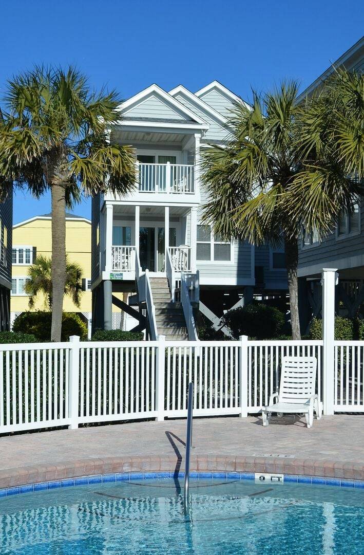 Portofino I 1424 Pool Side Exterior Portofino I 1424 Pool Side Exterior