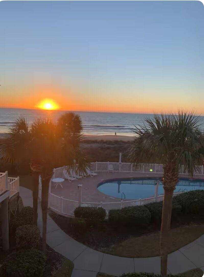 Sunrise over The Atlantic! Sunrise over The Atlantic!