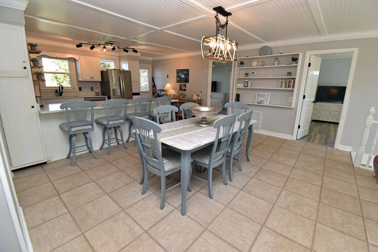 Dining for 10 Dining for 10