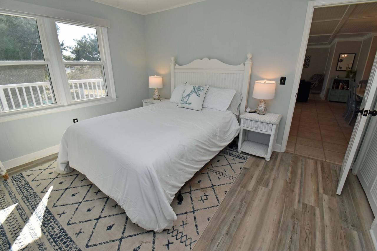 Bedroom 3 Up - Queen Bedroom 3 Up - Queen