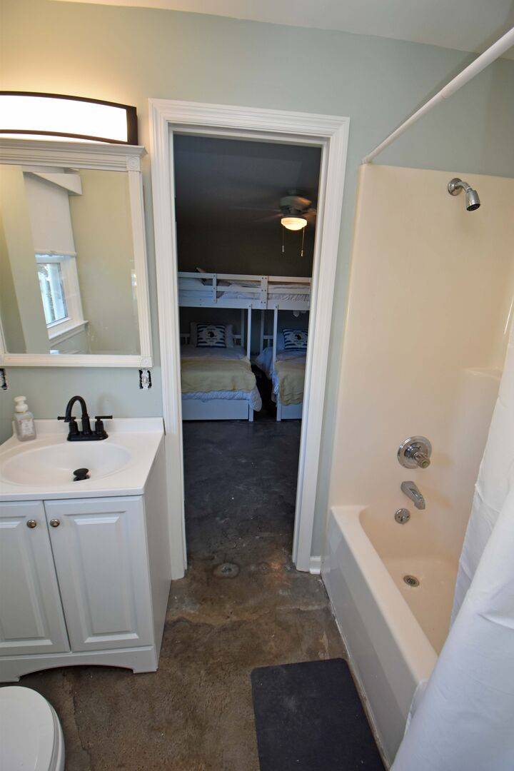 Jack & Jill Down Jack & Jill Down