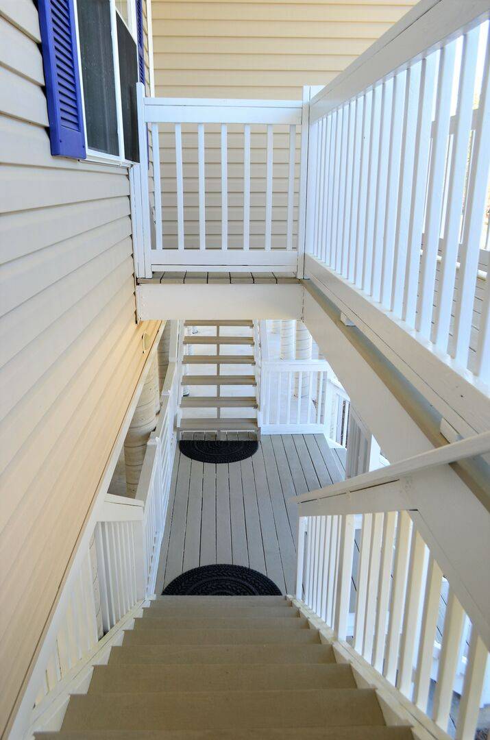 Head downstairs and take a short stroll to the beach! Head downstairs and take a short stroll to the beach!