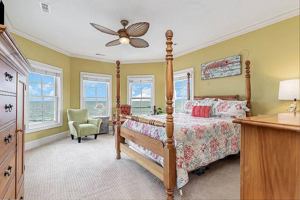 Bedroom 4 up - Queen Bedroom 4 up - Queen