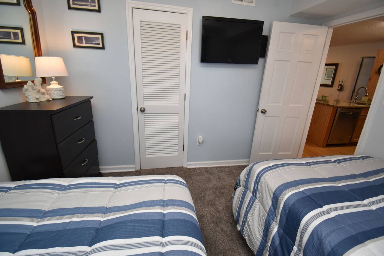 Bedroom 2 TV Bedroom 2 TV
