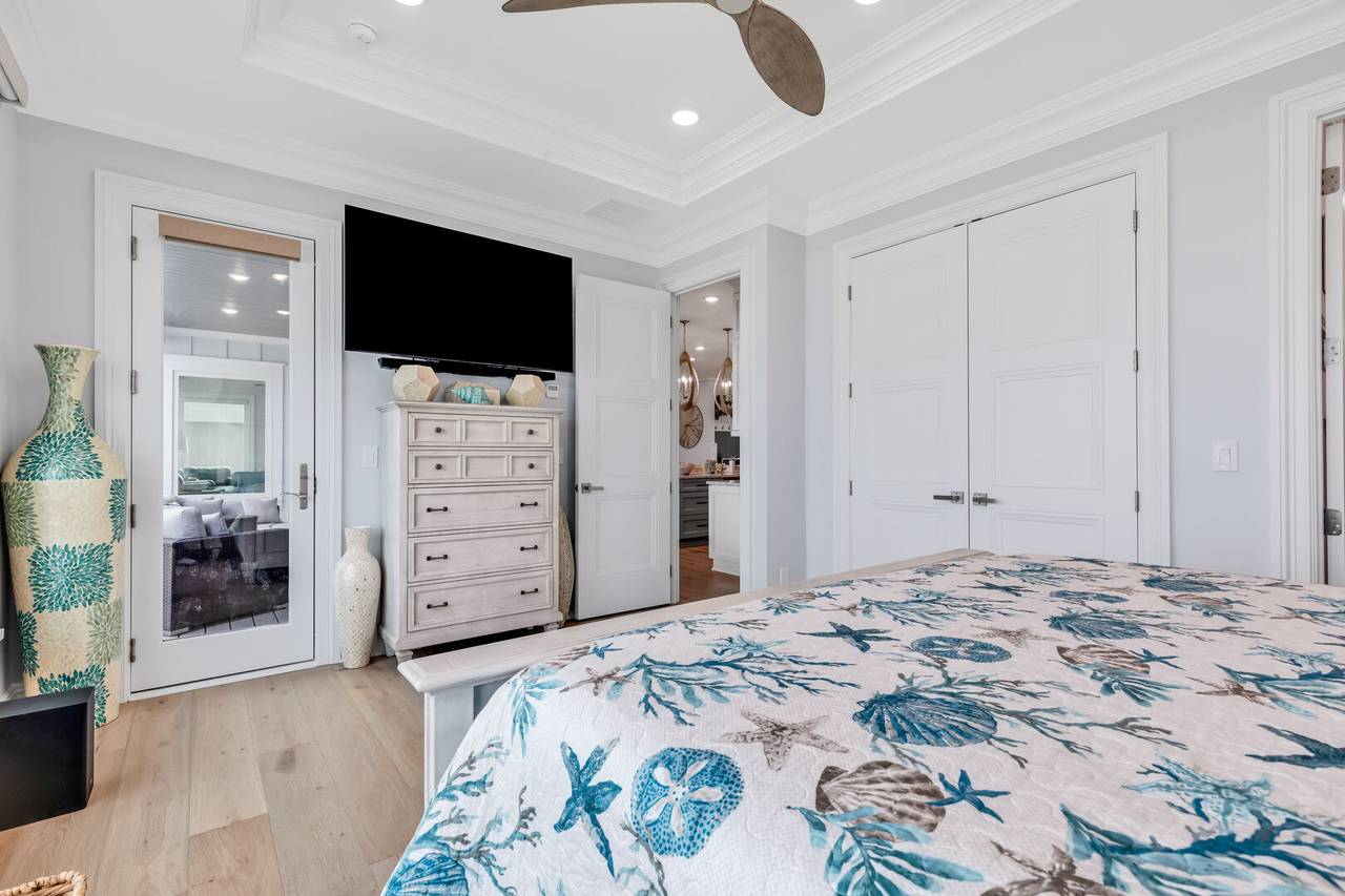 King Primary - Down King Primary - Down